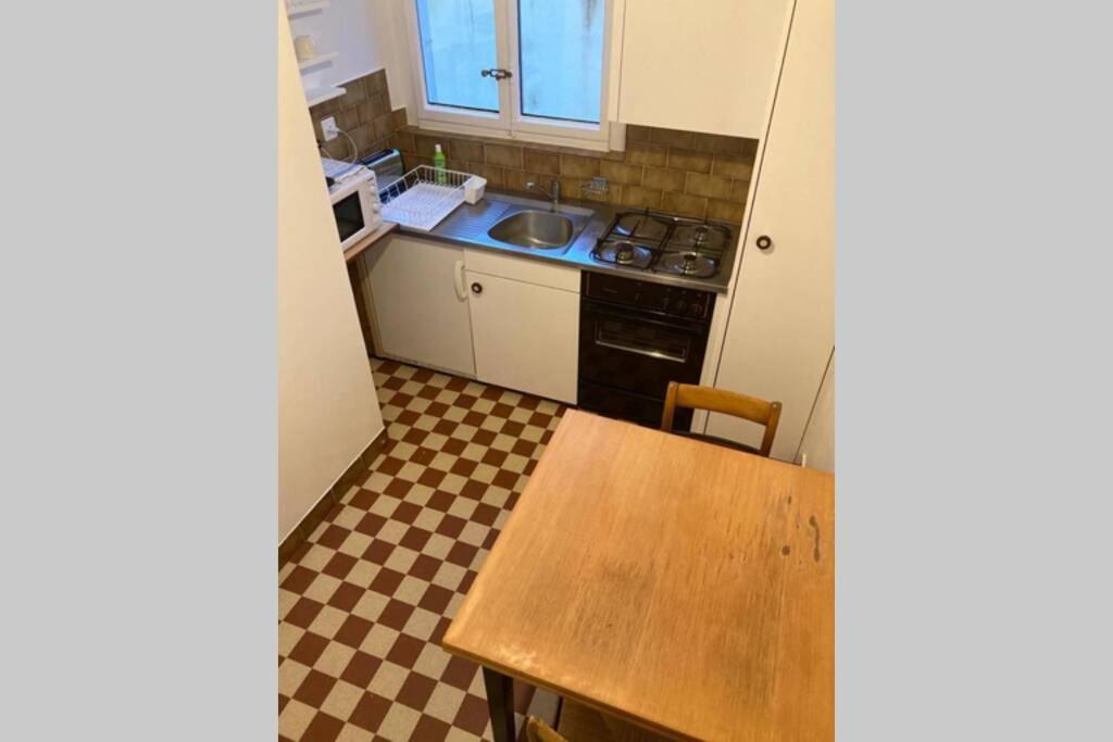 Joli 2 Pieces Dernier Etage, Lausanne Centre Екстериор снимка